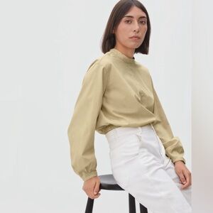 Everlane Yellow Mockneck Bubble Cropped Blouse sz L